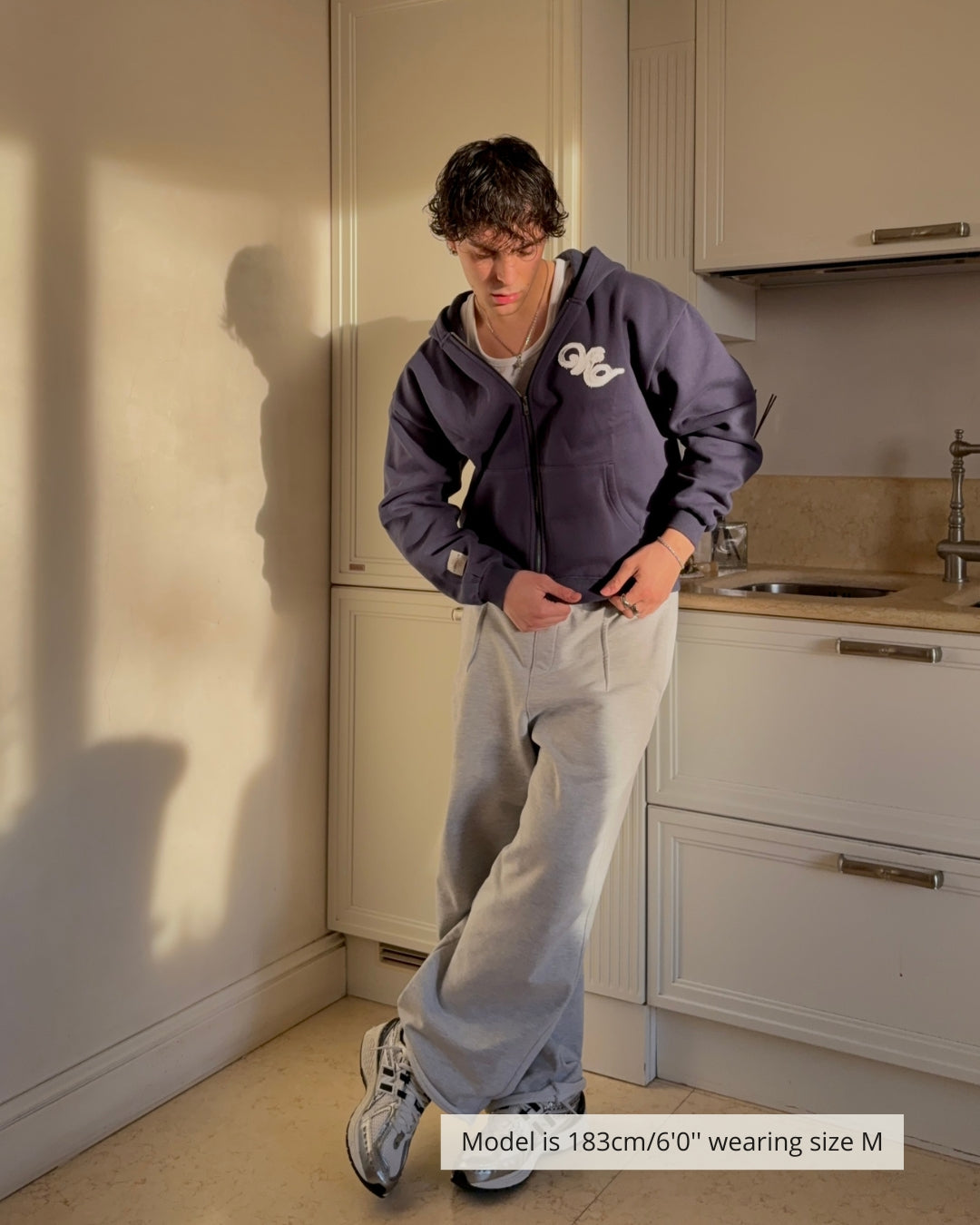 BIARRITZ ZIP HOODIE NAVY