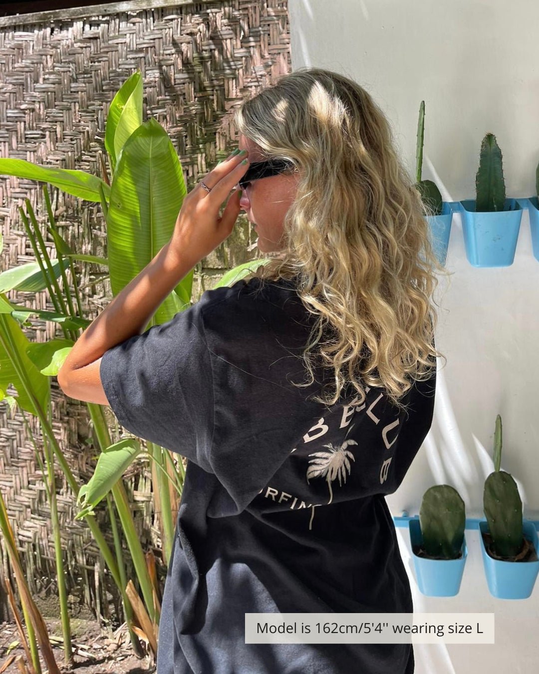 ENDLESS SUMMER TEE BLACK - Vibeclub
